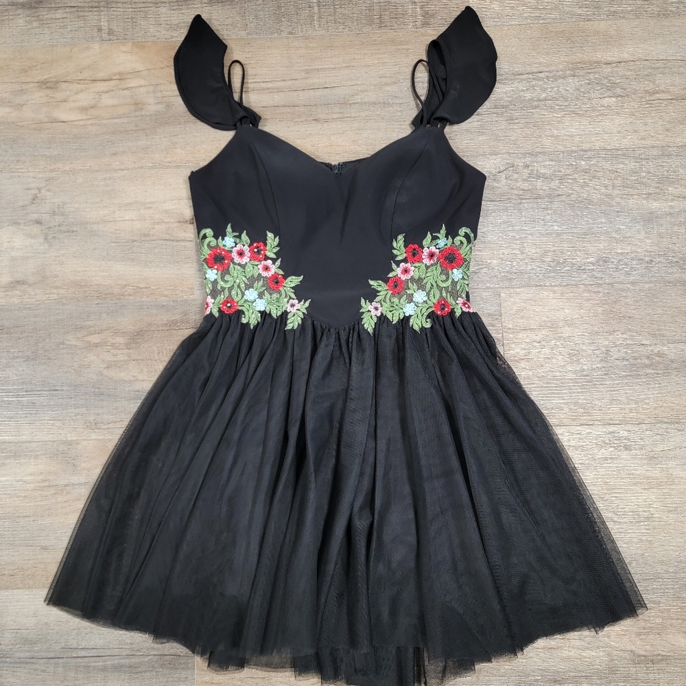 BA Nites Black Formal Dress Floral Prom Party Wedding Retail $200 Juniors Size 9